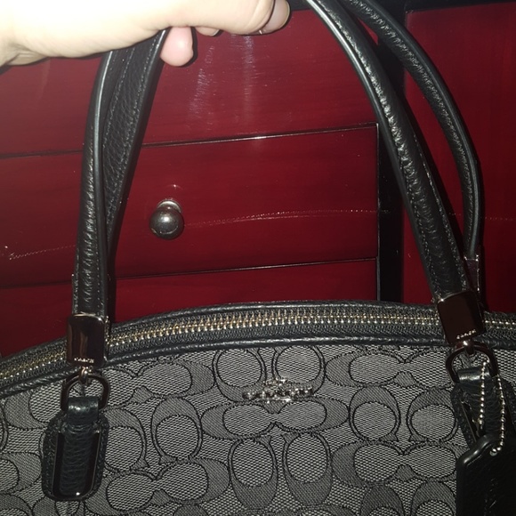 Coach Perfect Little Bag - Picture 4 of 8